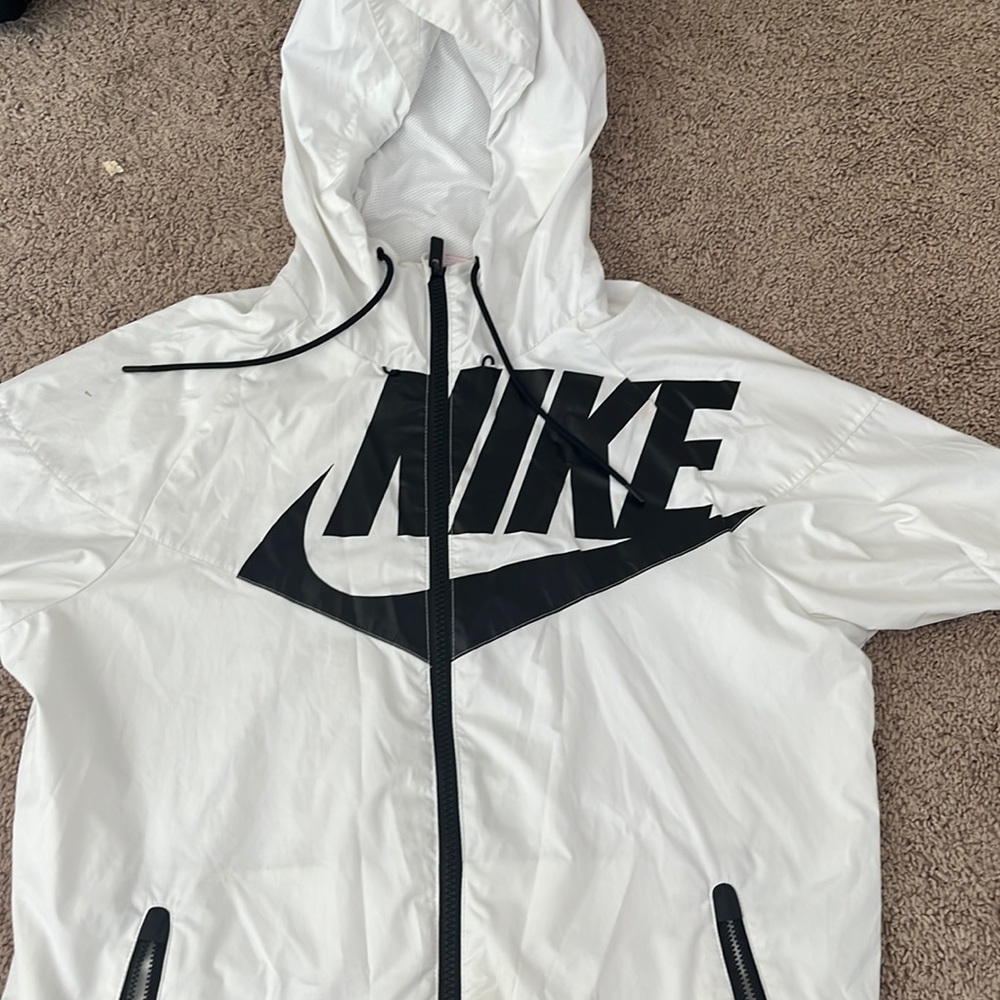 White Nike windbreaker jacket